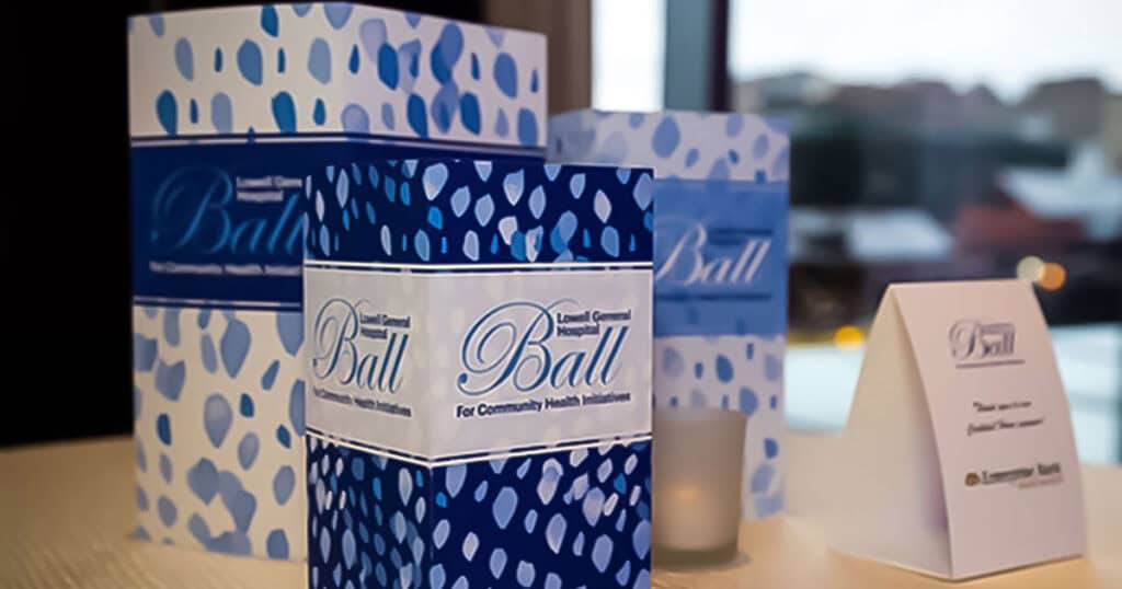 custom illuminated décor for gala