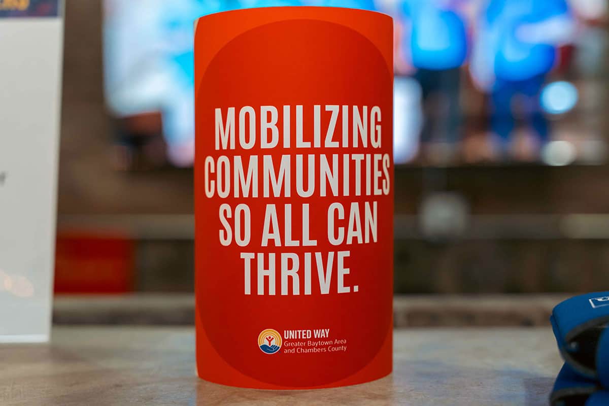 Why Our Illuminated Centerpieces Work So Well at Nonprofit Fundraising Galas